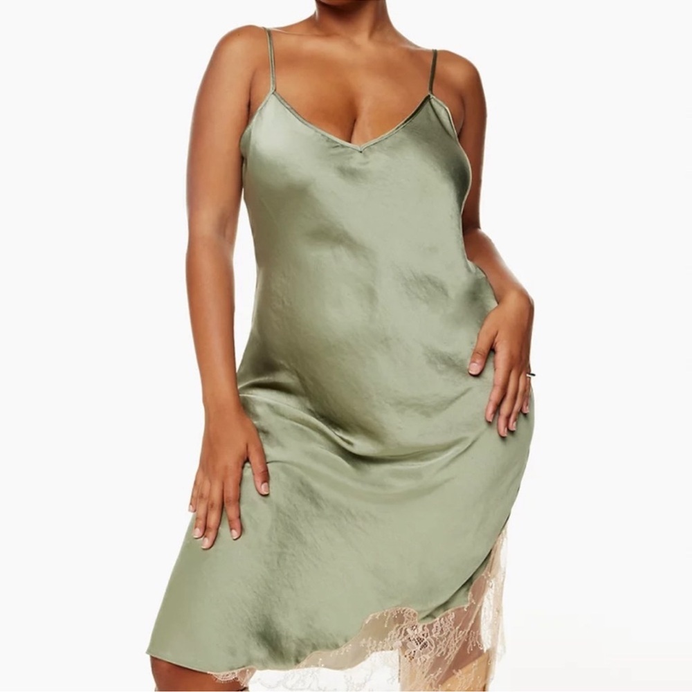 Wilfred Sonnet Slip Lace Satin Dress
